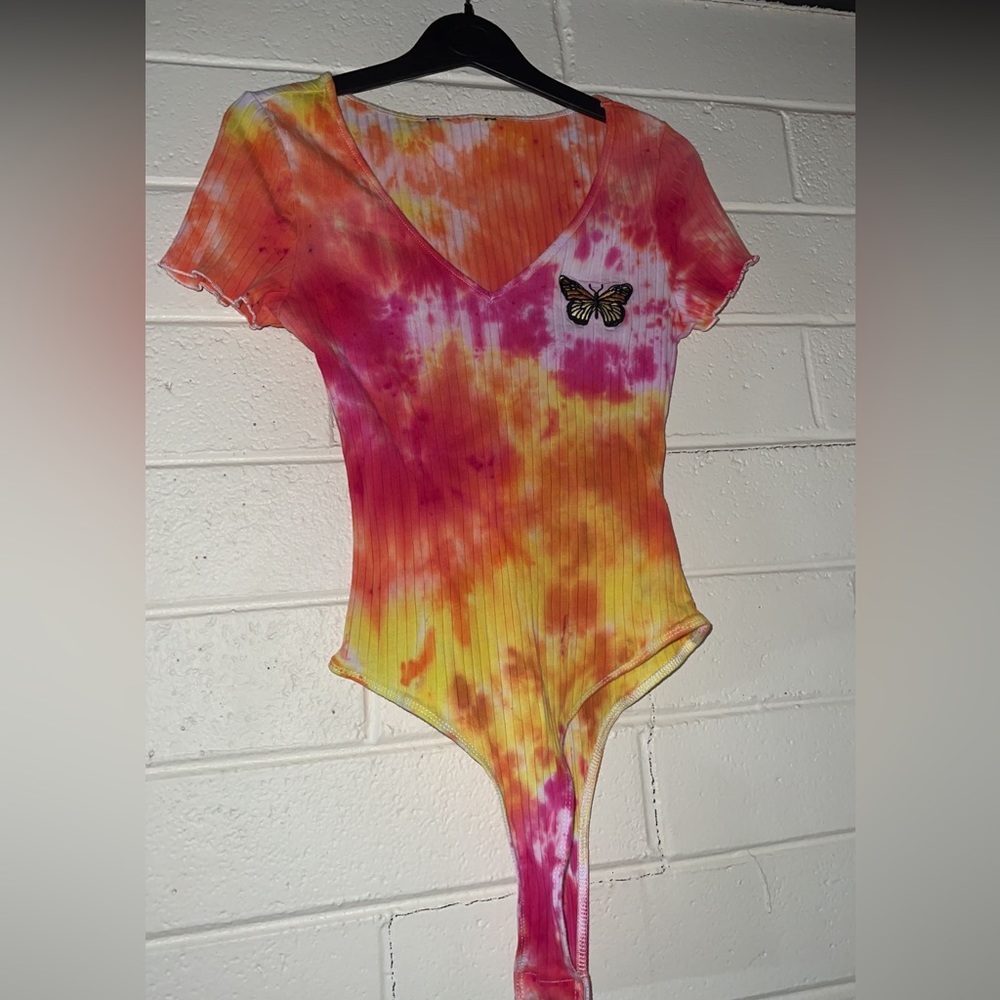 tie dyed embroidered butterfly bodysuit